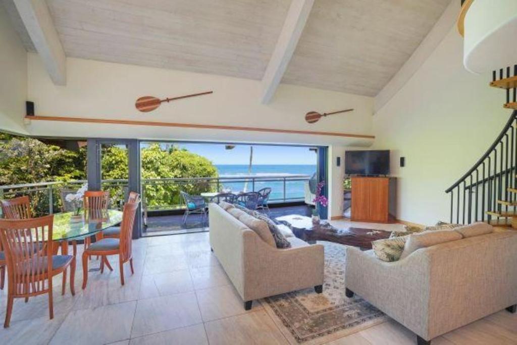 Luxury 2-Story Oceanfront Condo W/ Views & Pool Wailua  المظهر الخارجي الصورة